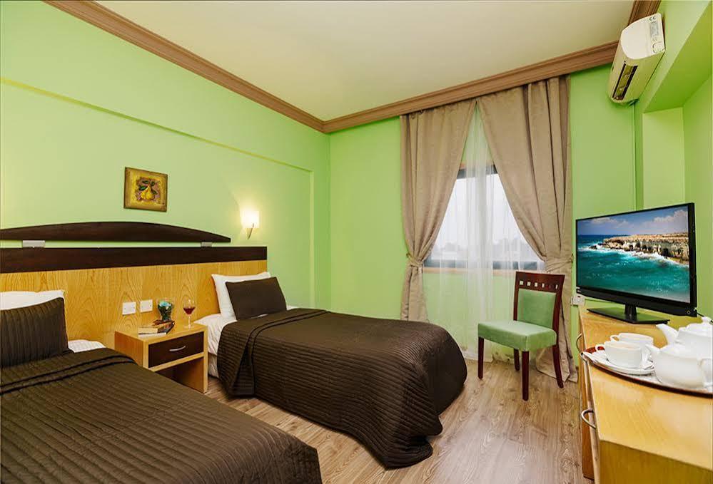 City Royal Hotel And Casino 尼科西亚 外观 照片