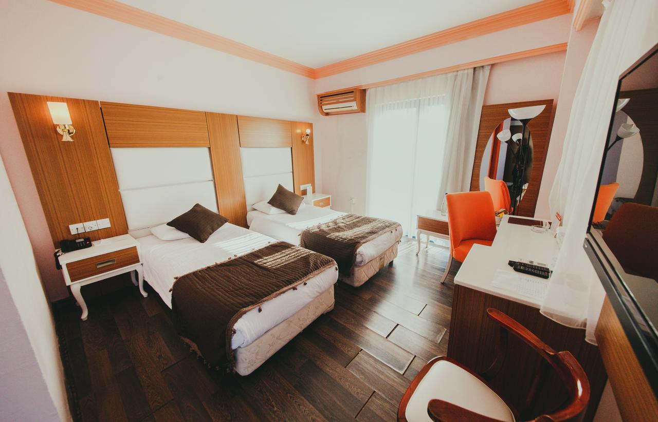 City Royal Hotel And Casino 尼科西亚 外观 照片