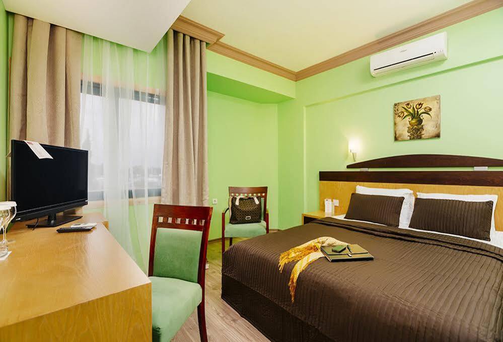 City Royal Hotel And Casino 尼科西亚 外观 照片